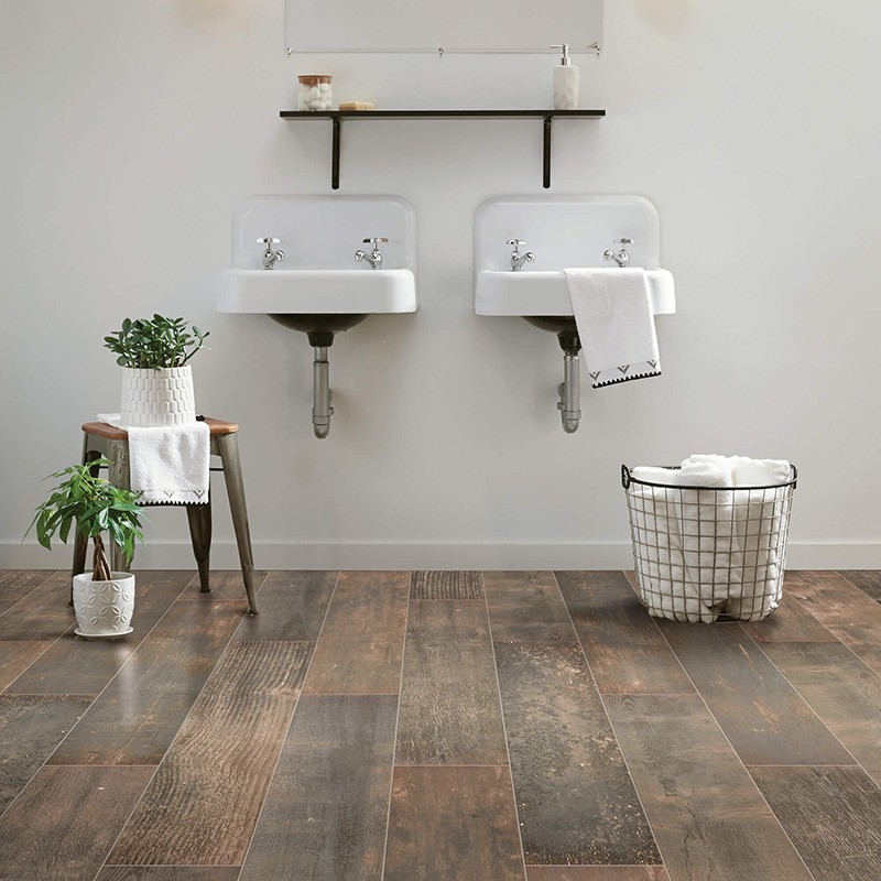 Small bathroom flooring | Gainesville CarpetsPlus COLORTILE